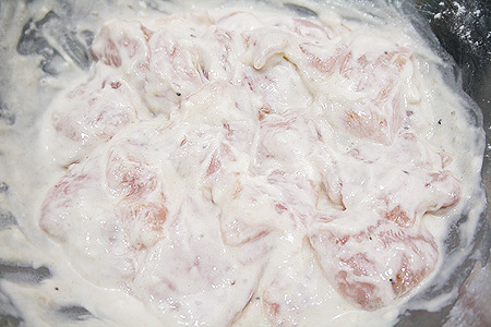 상큼한 귤로 맛을 낸 마요네즈 과일치킨