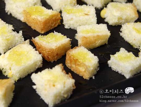 정겨운 맛의 앤초비 시저 샐러드