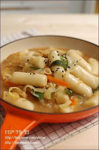 간장으로 만든...~~담백한 떡볶이~~